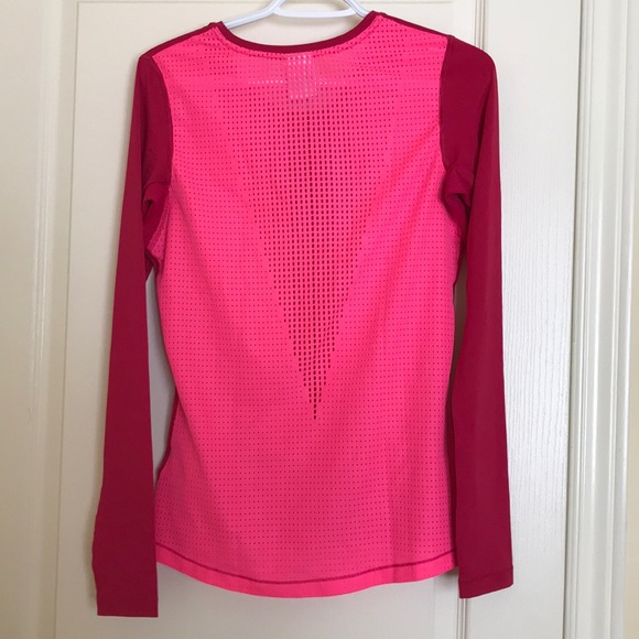 Chandail Dri-Fit Nike - Picture 2 of 2